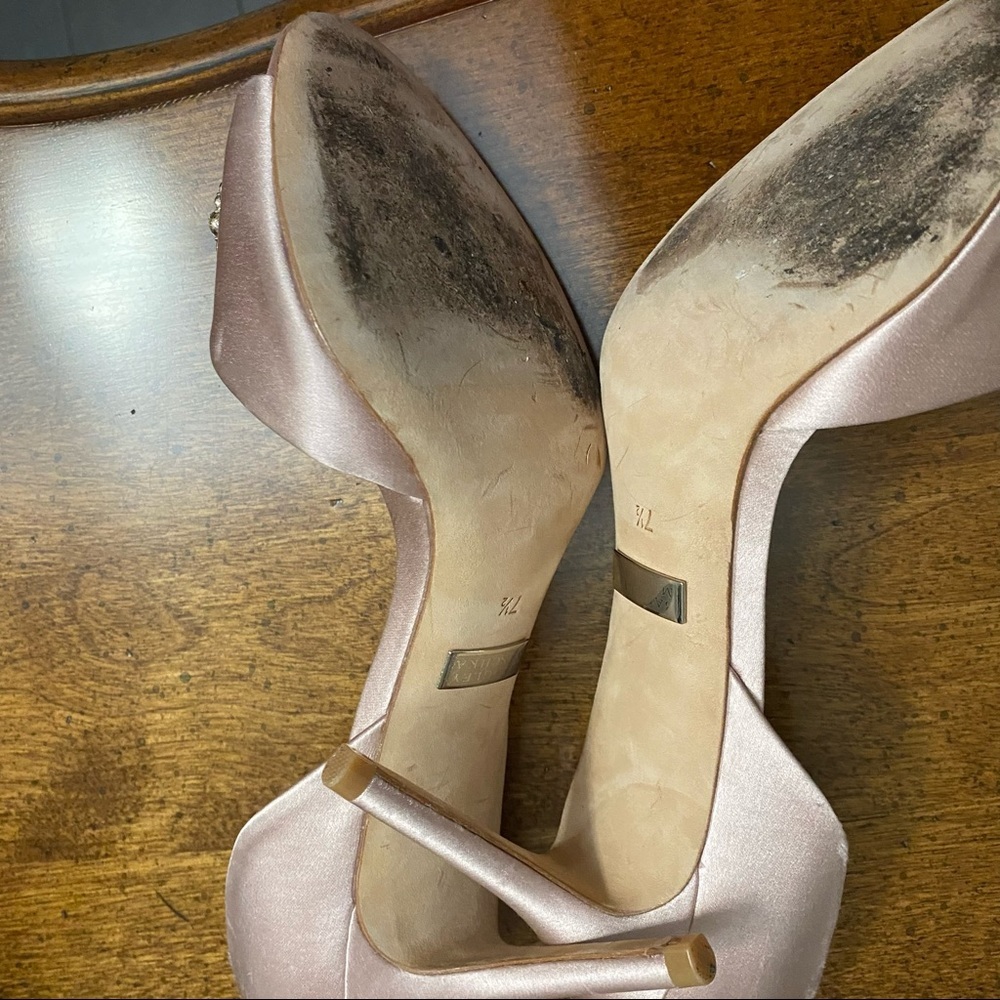 Badgley Mischka Embellished Peep Toe Heel Pump - Picture 4 of 9